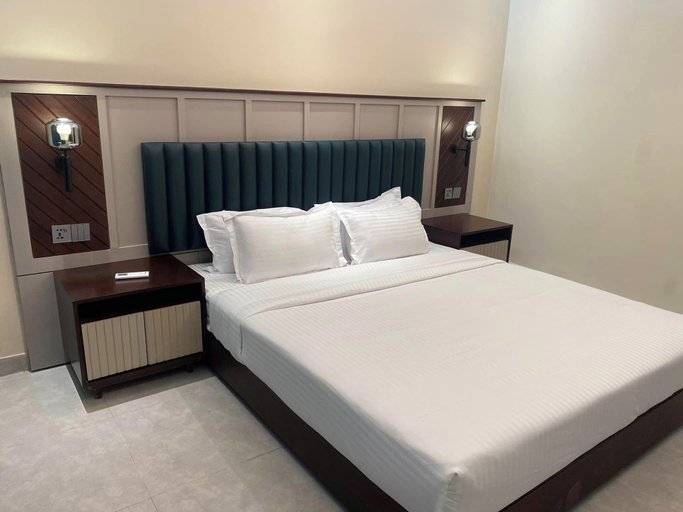Bedroom 2, D'more Kuakata Hotel & Resort, Patuakhali