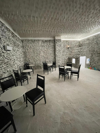 Others 2, Casa Antiqua, Brasov