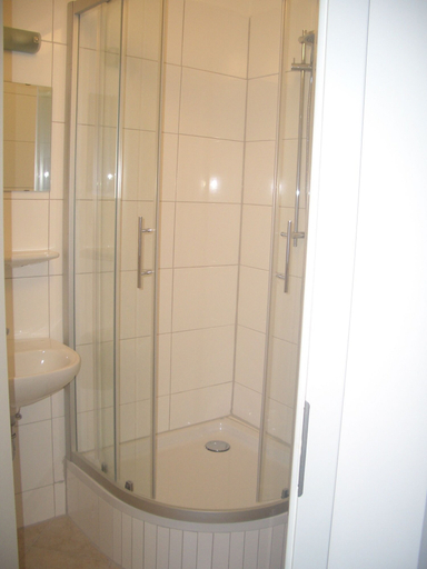 Bathroom 5, Hotel Zentrum, Rhein-Kreis Neuss