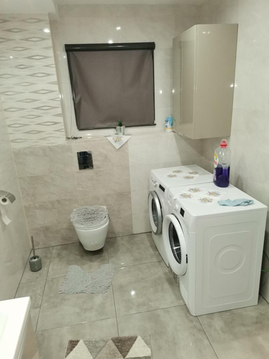 Bathroom 4, Apartament u Wioli, Chrzanów