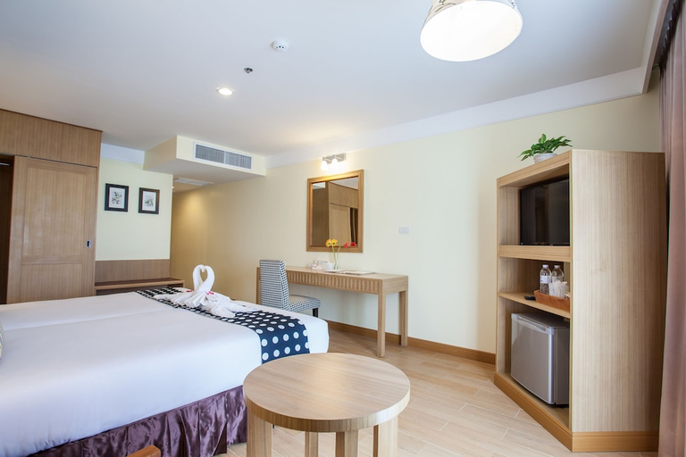 Bedroom 2, Paradise Hotel, Muang Udon Thani