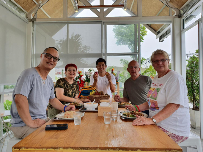 Food & Drinks 5, Meet Boutique Resort, Phunphin