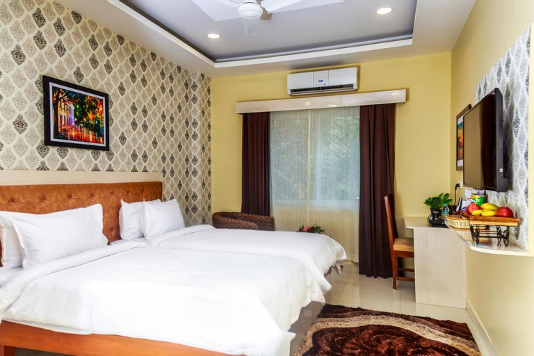 Bedroom 2, HOTEL ROYAL GRANDE, Vellore