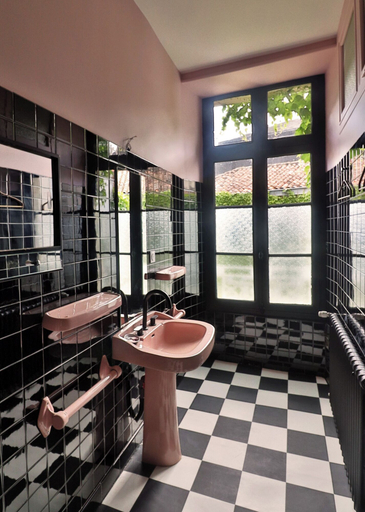 Bathroom 3, Le25 Parahotellerie, Charente