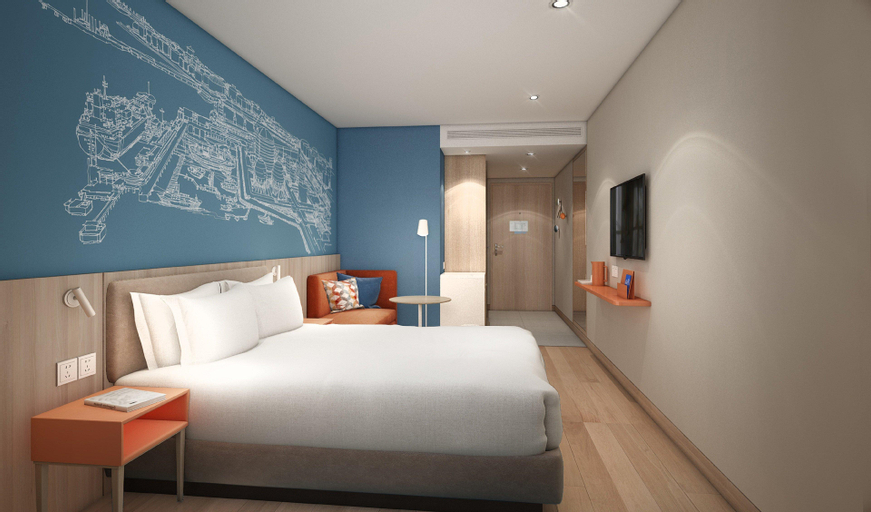 Bedroom 24