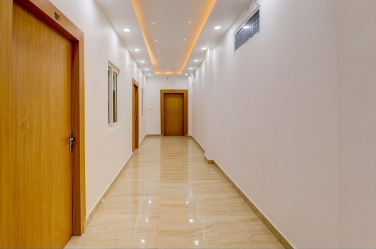Others 5, Rameshwaram inn Prayagraj, Allahabad