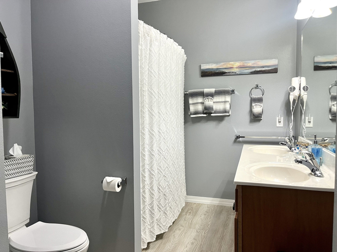 Bathroom 4, Tina Condo B-5, Taney
