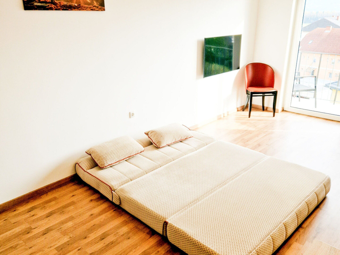 Room 3, Apartment in Fohnsdorf Near Thermal Baths, Murtal