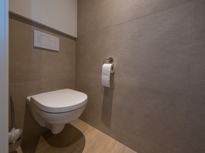 Bathroom 5, Modern Apartment on the Seafront, West-Vlaanderen