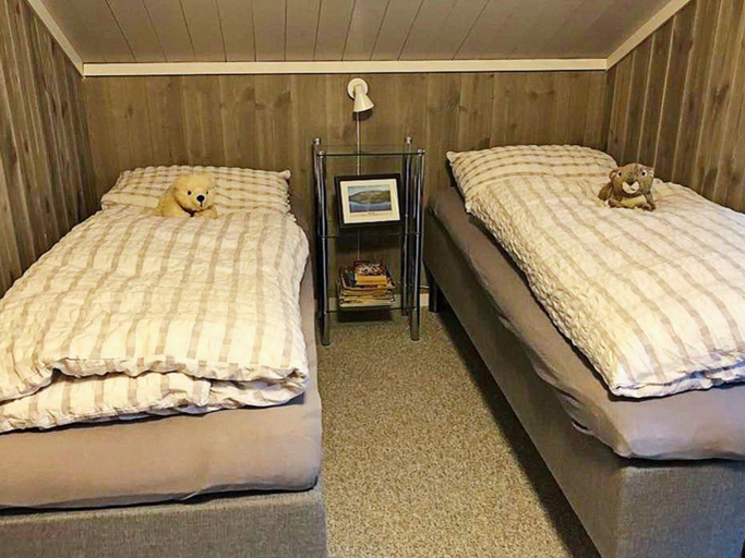 Room 4, 8 Person Holiday Home in Hovden-by Traum, Bykle