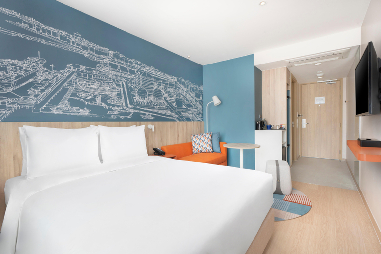 Bedroom 28