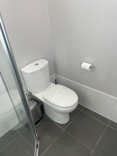 Bathroom 13