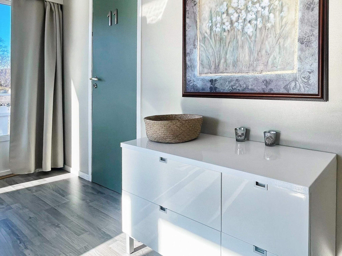 Bathroom 4, 6 Person Holiday Home in Dalsoyra, Gulen