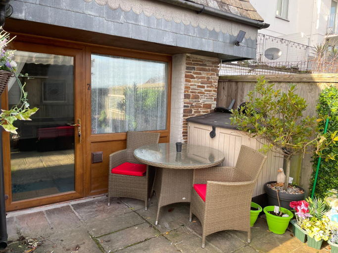 Others 4, Sawyers Bed And Breakfast, Cornwall