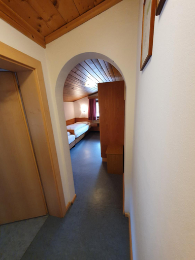 Bedroom 4, ALBERGO BAR RISTORANTE DOLOMIA, Bolzano
