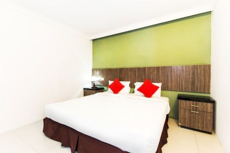 Bedroom 2, Crystal City Hotel, Kuantan