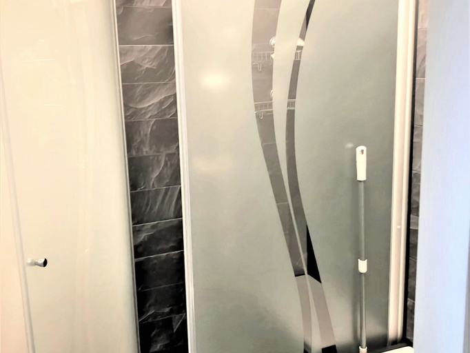 Bathroom 4, Tranquil Apartment in Polling With Terrace, Sankt Veit an der Glan