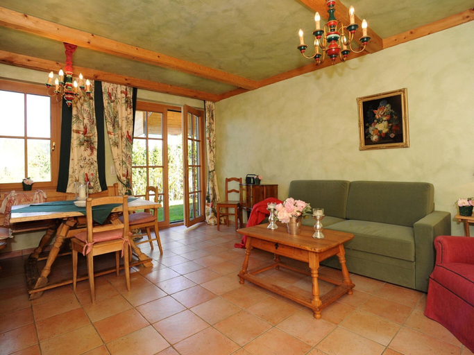 Others 3, Apartment in Reith Near Ski Slopes, Kitzbühel