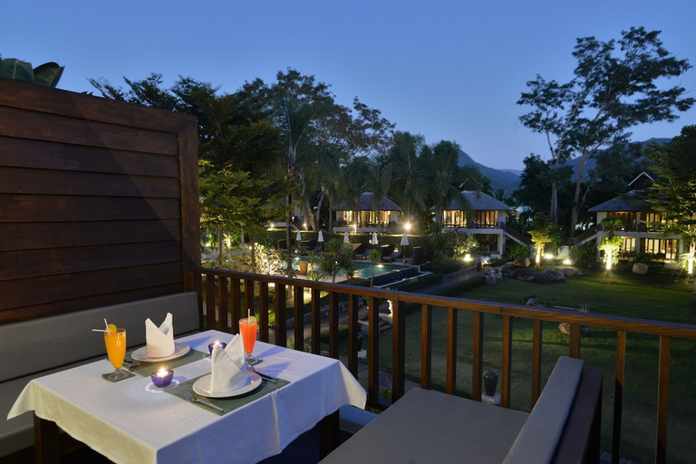 Food & Drinks 5, The Quarter Hotel, Pai