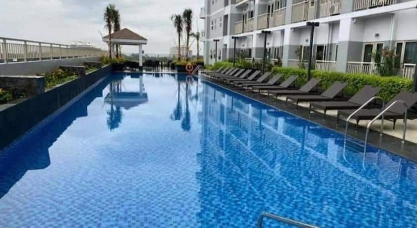 Others 4, SMDC Coast Residences, Pasay City