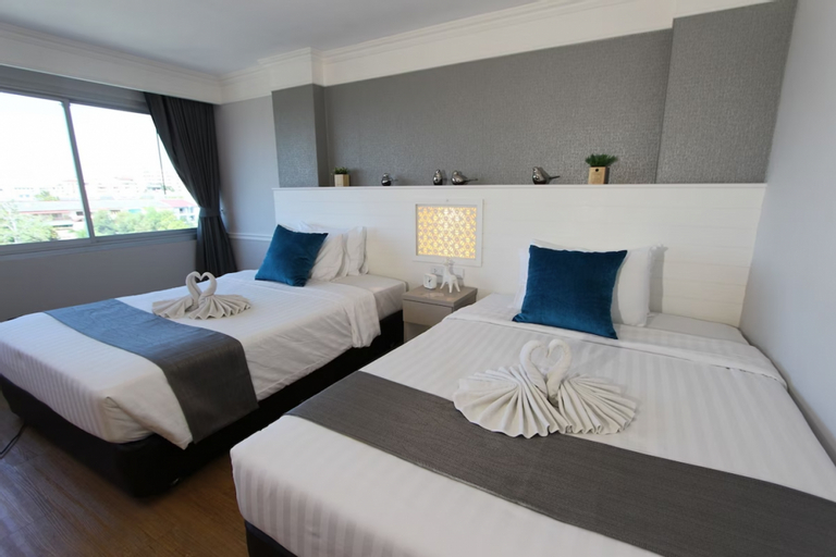 Bedroom 3, Coco Beach Hotel Jomtien Pattaya, Pattaya
