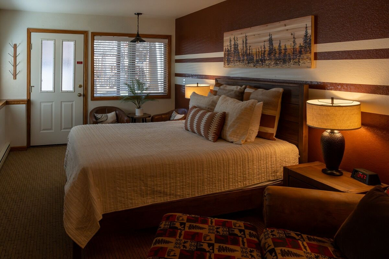 Others 2, Alpenglow Three Bedroom Two Bath XL A16, Ouray