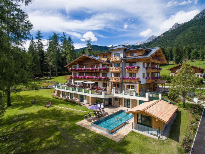Exterior & Views 1, Hotel Lindenhof, Liezen