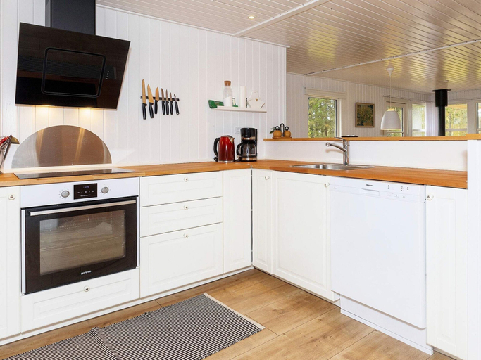 Private kitchen, 6 Person Holiday Home in Hals, Aalborg