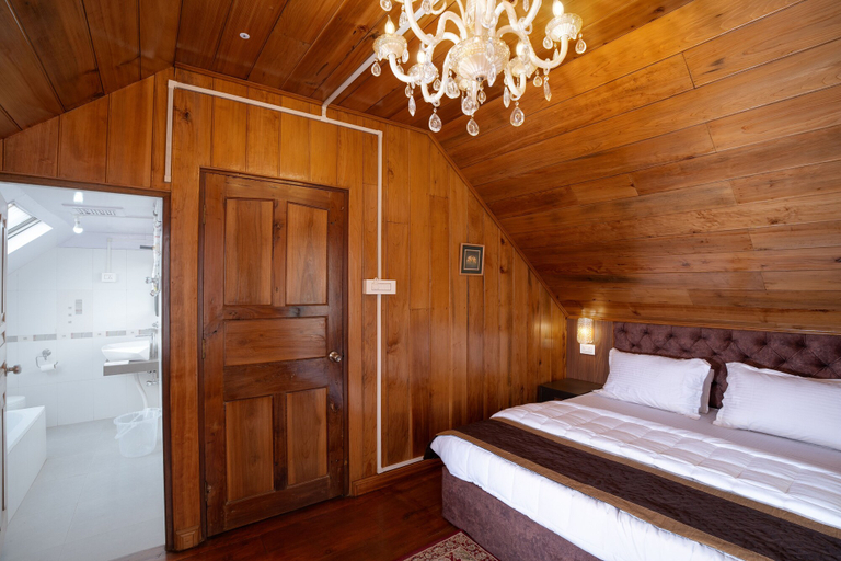 Bedroom 4, Poshtel Meghma, Mechi