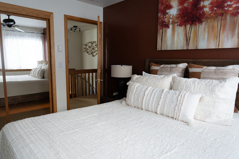 Bedroom 2, Alpenglow Three Bedroom Two Bath XL A17, Ouray