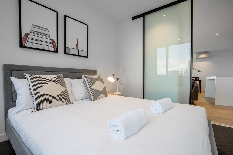 Bedroom 2, Cozy APT Seaview Next to Southern Cross/pool/gym, Melbourne