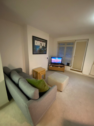 Others 4, Cosy Studio Flat - 12 Mins to British Museum!, London