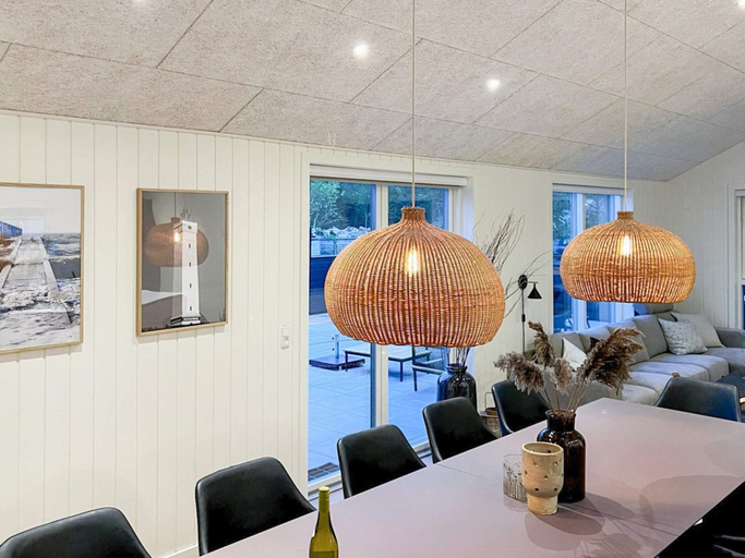 Dining 3, 4 Star Holiday Home in Blavand, Varde