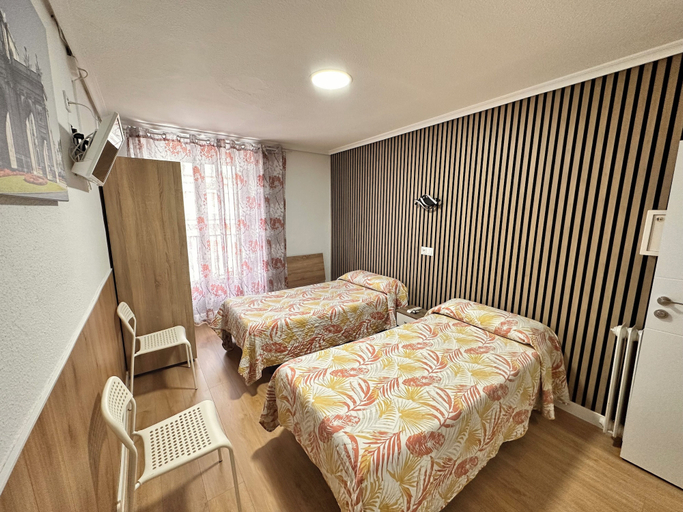 Bedroom 4, Hostal Rober, Madrid