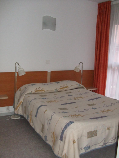 Bedroom 10
