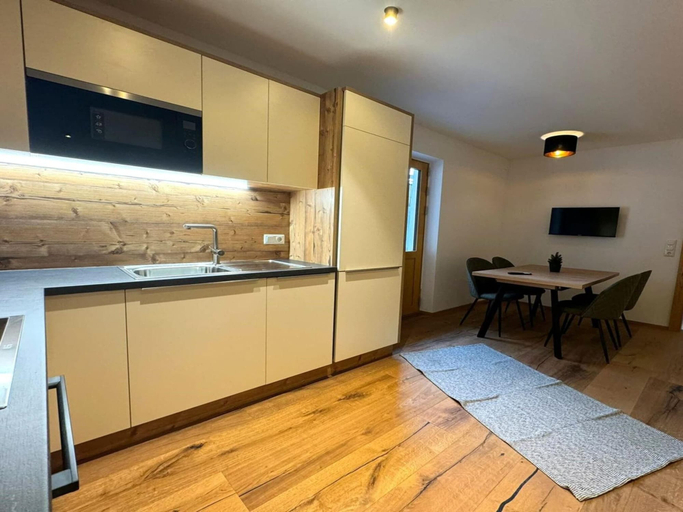 Private kitchen 5, Apartment in Stubaital Near Ski Lift, Innsbruck Land