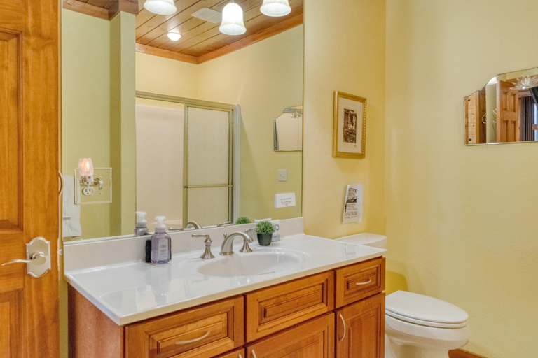 Bathroom 4, Thunder Mountain by Avantstay Views + Hot Tub, Sevier