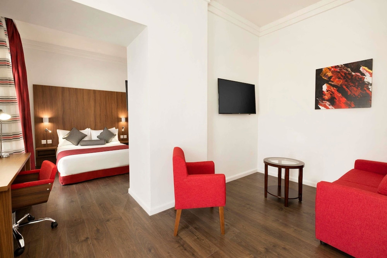 Bedroom 3, Ramada Encore by Wyndham Al Khobar Olaya, Al Khobar