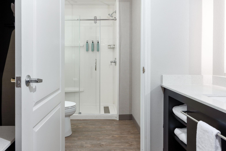 Bathroom 5, Residence Inn Corona Riverside, Riverside