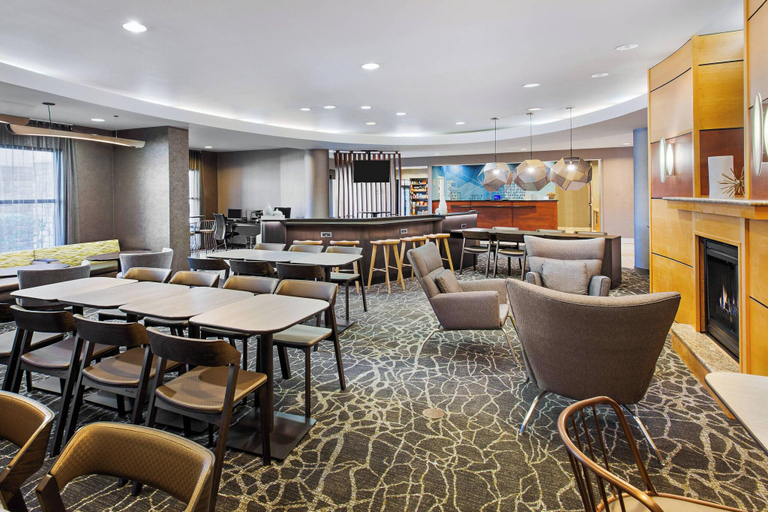 Food & Drinks 5, Springhill Suites Wheeling Triadelphia Area, Ohio