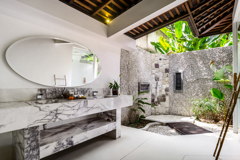 Bathroom 6