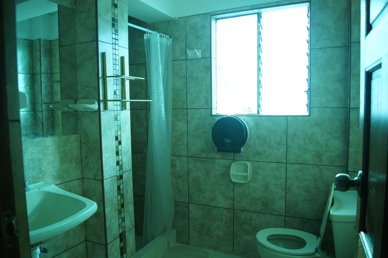 Bathroom 3, Hatun Quilla, Cusco