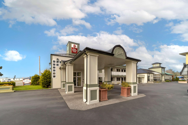 Exterior & Views 1, Best Western Plus Northwoods Inn, Del Norte
