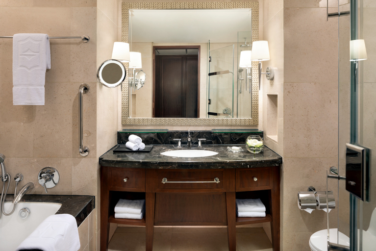 Bathroom 7