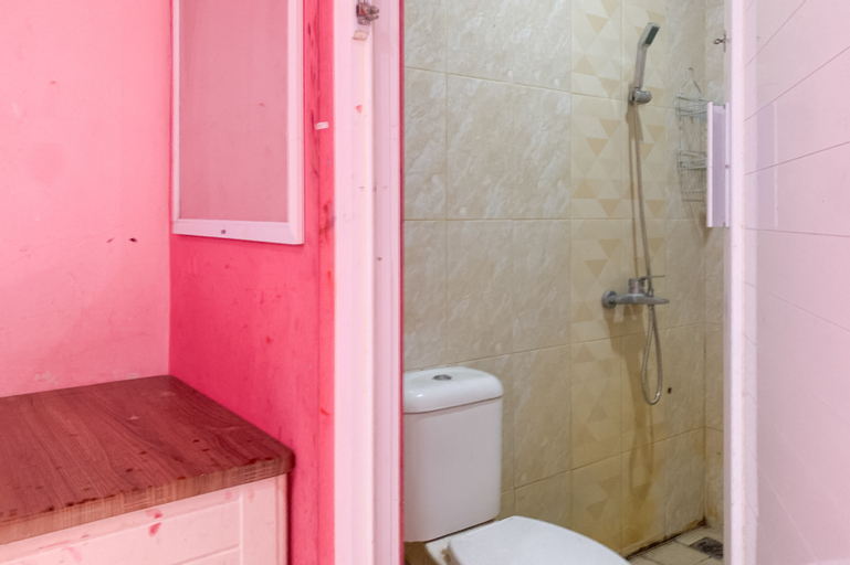 Bedroom 4, RedDoorz Syariah near Jalan Urip Sumoharjo, Bandar Lampung