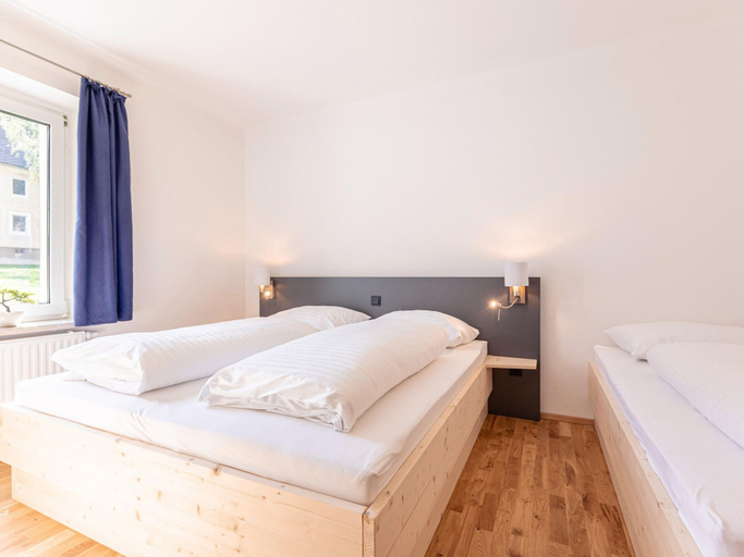 Room 3, Apartment in Eisenerz Near Erzberg Mine, Leoben
