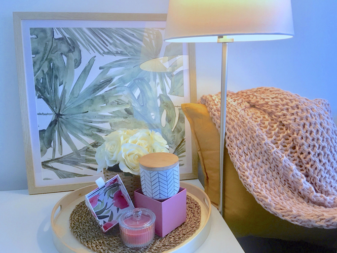 Food & Drinks, Brilliant Victoria Harbour Waterfront Apartment, Melbourne
