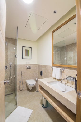 Bathroom 4, The Zion Hotel, Shimla