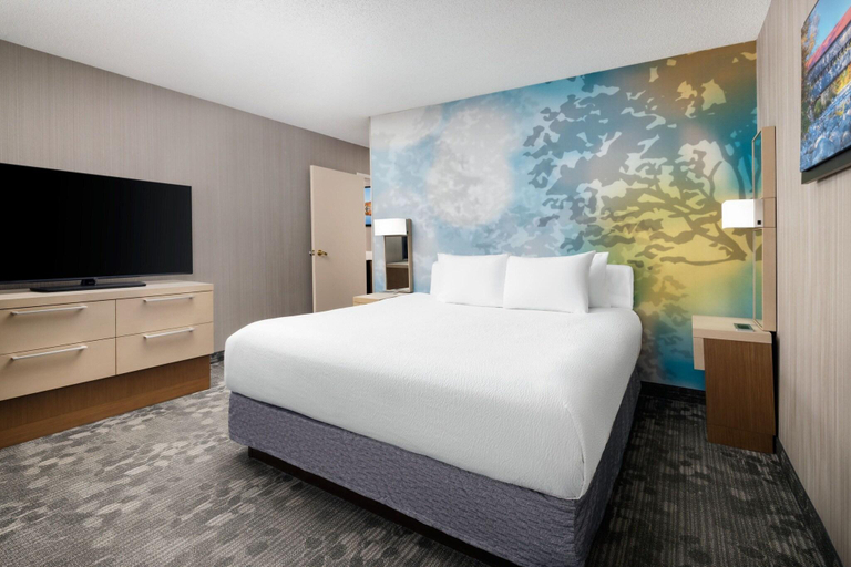 Bedroom 3, Courtyard By Marriott, Merrimack