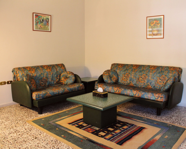 Others 5, Alpine hotel, Aley